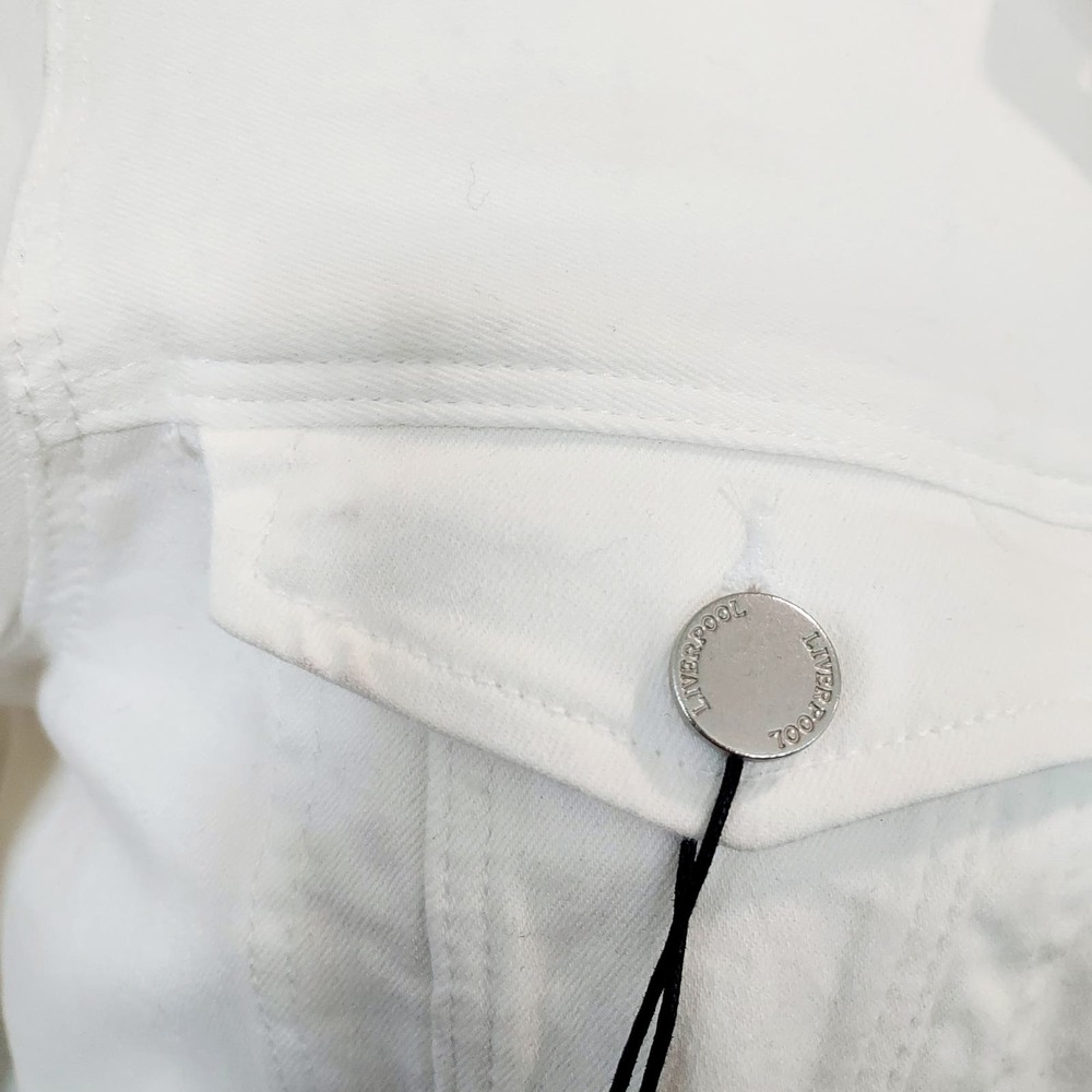 Women's White Denim Jacket - Picture 5 of 14